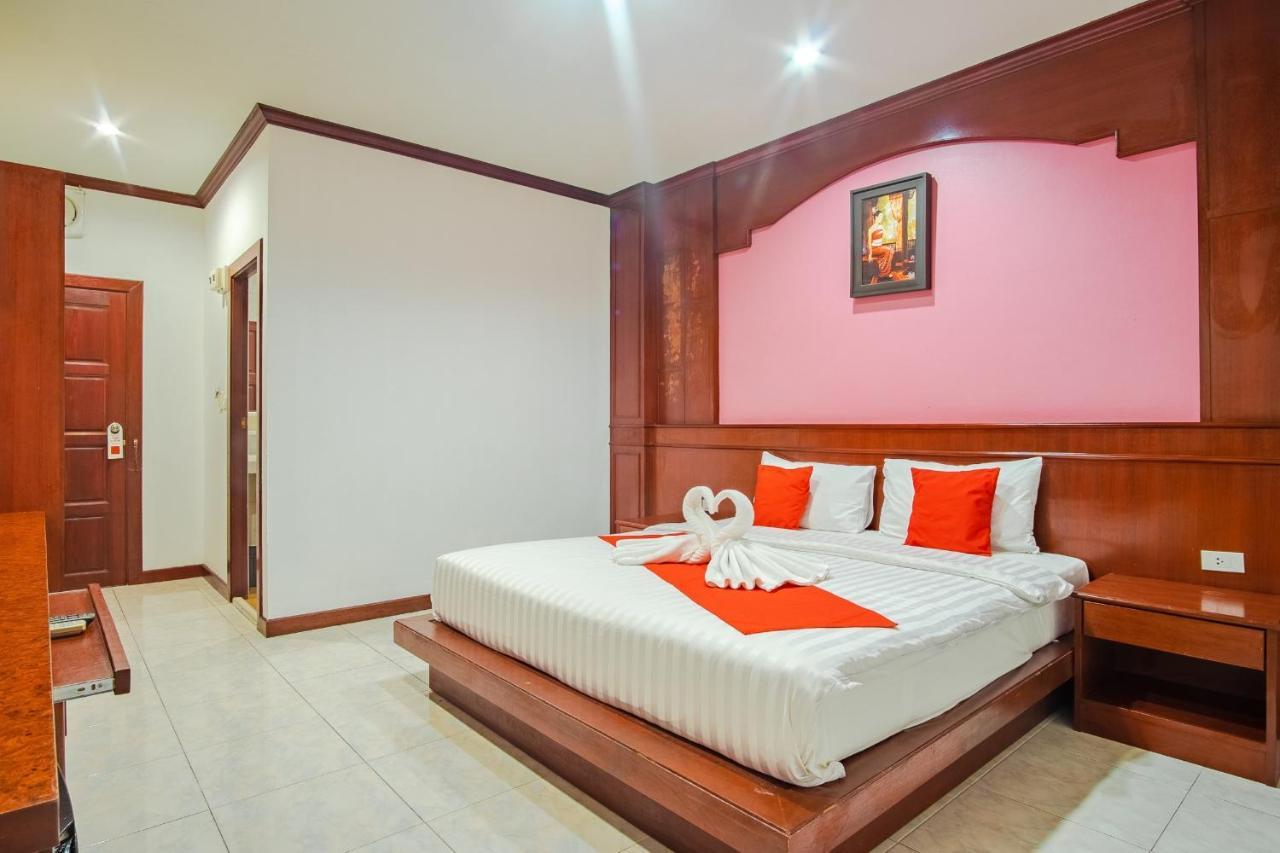 Art Mansion Patong Hotel Exterior photo